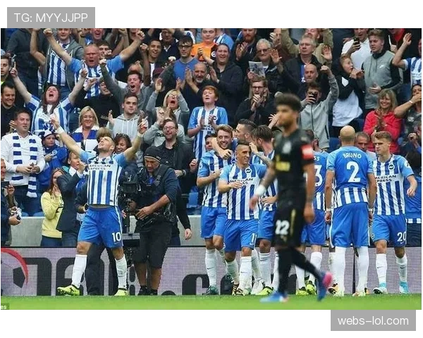 伯恩茅斯vs伯恩利保级战：亚当斯重伤，樱桃军遭遇防线危机